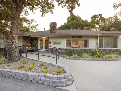 Alzheimer's Care - Memory Care Facility - Elder Care Atascadero California - Assisted Living - Ingleside Assisted Living Elder Care - Number 1 Atascadero Assisted Living
